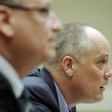 Flyers' Esche denies interviews until after games