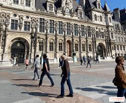 Orange avec media services , publié le vendredi 17 avril 2020 à 11h30. Coronavirus Veran Says The Deconfinement S Assessment Will Be Available By The End Of May Sortiraparis Com