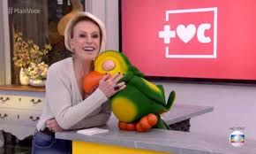 The best gifs are on giphy. Louro Jose Nega Briga Com Ana Maria Braga Apos Ausencia No Mais Voce Emais Estadao