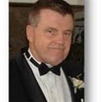 Robert Forman's Instagram, Twitter & Facebook