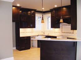 30 Inch Cabinets 18 Inch Uppers 6 Inch Crown To Fill 9 Foot Ceiling Discount Kitchen Cabinets Wholesale Kitchen Cabinets Tall Kitchen Cabinets