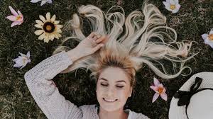 Mari kita simak penjelasan berikut ini. 5 Arti Mimpi Datang Bulan Pertanda Dapat Rezeki Tak Terduga Tribun Bali