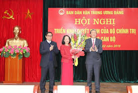 Bà nguyễn thị thanh, trưởng ban công tác đại biểu. Nhá» Pháº¡m Minh Chinh TrÆ°Æ¡ng Thá»‹ Mai Báº» Lai Ngoáº¡n Má»¥c Sang TrÆ°á»Ÿng Ban Tá»• Chá»©c Trung Æ°Æ¡ng Thá»i Bao