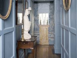 Se il corridoio è privo di finestre per dargli luce gli specchi sono perfetti. 1001 Idee Per Come Arredare Un Corridoio Stretto E Lungo