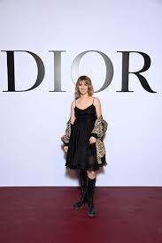 Calendrier De L Avent Clarins 2023 Dior Fall Winter 2022-2023: Mariage Entre Le Présent Et L'avenir