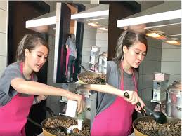 Free & easy!game creator no coding! Video Sorry Nampak Messy Gelagat Si Ibu Eina Azman Berperang Di Dapur Dedah Skill Memasak Anak Pula Menangis Media Hiburan