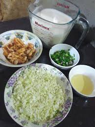 Anda buat adonan takoyakinya terlebih dahulu, yaitu dengan mencampurkan telur, bawang putih, tepung terigu, dan juga air tapi secukupnya saja airnya supaya. Resepi Mudah Takoyaki Ala Ala Di Jepun Ini Confirm Anak Suka Boleh Buat Untuk Sahur