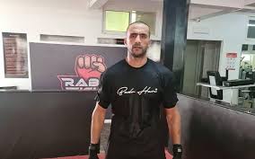 Badr hari breaking news and and highlights for glory 78 fight vs. Back To The Gym For Badr Hari World Today News