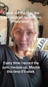 Melissa Dwyer's Instagram, Twitter & Facebook