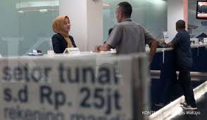 Berikut informasi suku bunga deposito tertinggi di mandiri dan bri pada senin 16 agustus 2021. Bunga Deposito Awal Pekan Ini Bunga Bca 3 Bri 3 38 Bank Mandiri 3 25 Bni 3 25