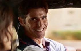 Jamie Cullum revela como é se casar com uma mulher mais alta