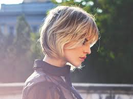 Apr 23, 2022 · tagli di capelli che ringiovaniscono: Capelli Medio Corti Tagli E Colori Che Ringiovaniscono Il Viso Capelli 2019