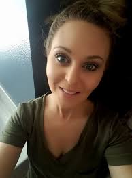 Do you powder your mold before or after placing objects?