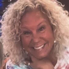 Crystal Blaisdell's Instagram, Twitter & Facebook