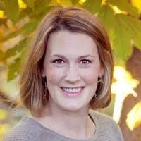 Leigh Fields's Instagram, Twitter & Facebook