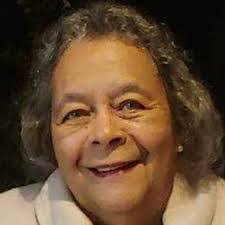 Stella Tyler's Instagram, Twitter & Facebook