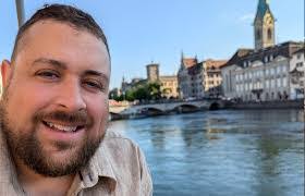 Isaac Cramer's Instagram, Twitter & Facebook