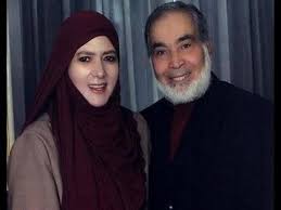 مصادر من أسرة شمس البارودي، نفت أنها تفكر فى عودتها للفن والأضواء من جديد. ØµÙˆØ± Ø´Ù…Ø³ Ø§Ù„Ø¨Ø§Ø±ÙˆØ¯ÙŠ Ø¹Ø±Ø¨ÙŠ Ù†Øª