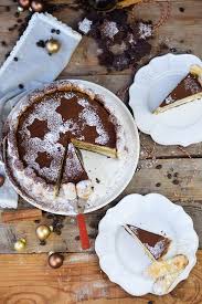 Mit mandelblättchen bestreuen und in stücke schneiden Tirmaisu Cheesecake Charlotte Kaffee Kuchen Mit Loffelbiskuit Und Kaffeelikor 21 Knusperstubchen