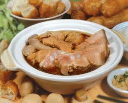 The a1 version produced a very dark bkt, and the. What To Eat In Fatty Bak Kut Teh Fish Head Foodie Advice