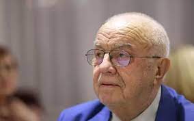Alexandru arsinel, clarinetistul alin constantiu si formatia remember '26 dixieland band. 0jjpi3zil2r9lm