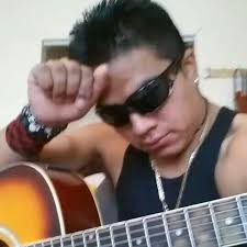 Listen to Luis loja a EEUU by Shay Loja in amor playlist online for free