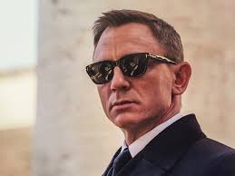 De brillen van Bond: Tom Ford Havana uit Spectre