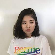 Not every short hairstyle is good for a round face, but some of those below seem so cute that you simply can't deny yourself a pleasure to try a sassy short haircut for a change. Pikaasama Short Hair Styles For Round Faces Hairstyles For Round Faces New Short Hairstyles