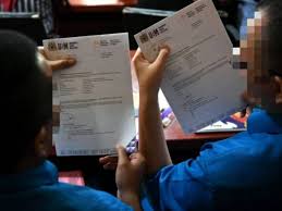 Biasanya batas ini adalah dua semester sebelum masa belajarnya habis. Tembok Besi Bukan Penghalang