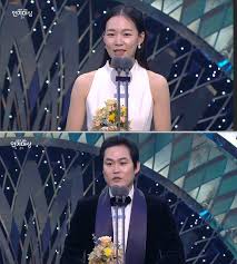 조연들의 명연기와 끈끈한 팀워크를 자랑한 '스토브리그' 팀이 단체. Sbsì—°ê¸°ëŒ€ìƒ ìš°ìˆ˜ìƒ í•œì˜ˆë¦¬ ê¹€ì„±ê·  ì´ì„¸ì˜ ì´ìƒìœ¤ ë…¸ì»·ë‰´ìŠ¤