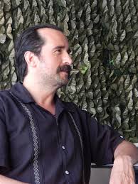 Ο τάσος νούσιας με μια αιχμηρή ανάρτηση στον προσωπικό του λογαριασμό στο instagram θέλησε να σχολιάσει όσα συμβαίνουν στο χώρο του θεάτρου τις τελευταίες ημέρες. Tasos Noysias Sto Ethnos Gr Fobamai Mhpws Syrriknw8oyme E8nos