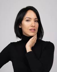 HIRE ME AS YOUR ACtOR By @clovisgomis eyes getting ready for more.