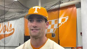 No. 11 Tennessee baseball beats No. 3 Florida in game three