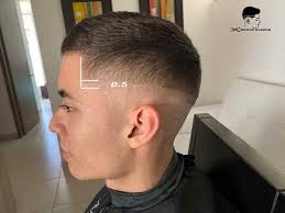 Cortes cabello largo cortes de pelo corto desvanecido lineas mid fade cortes clásicos peinados pelo largo high & low fade taper haircut curly skin fade textured escoge entre la gran variedad de tipos de cortes de cabello para hombre que tenemos, conócelos. Como Hacer Un Mid Fade Para Principiante 2020 Paso A Paso