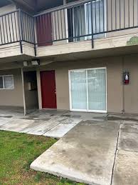 1305 W El Monte St Apt 4, Stockton, CA 95207
