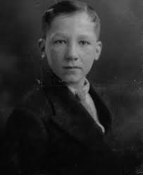 Does anyone have any old pictures of my oldest brother Harold R. Hillis?