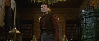 Everything we learned on our set visit. Fantastic Beasts Ending Reveal Ezra Miller Isn T Taking It As Gospel Indiewire