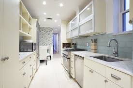Listen to bob vila on the kitchen peninsula or read below: Asking 2 5m This Old House On The Upper West Side Belonged To Bob Villa 6sqft
