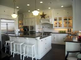 Black And White Farmhouse Style Kitchen White Shaker Kitchen White Kitchen Design White Kitchen Island