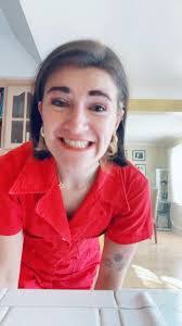 Nina Nepa's Instagram, Twitter & Facebook