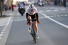 Sunday, 13th june, is the spar flanders diamond tour 1.1.the race will cover 11x 12.4km laps totalling 136.4km. Fleche Wallonne Anna Van Der Breggen Takes Aim At Seventh Consecutive Title Swiss Cycles