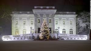 It's quality family time and you're getting your home in that christmas spirit. Christmas On The Estate 6 Grand Houses Cnn Travel