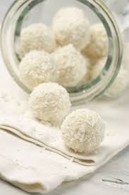 Rochers A La Noix De Coco Express Recettes Cooking Recette Recettes De Cuisine Boule De Proteine Recette Creme Dessert