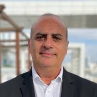 Jerry Ragland's Instagram, Twitter & Facebook