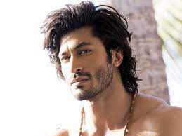 Vidyut Jammwal S Exercise Plan Will Help You De Stress And Develop Immunity During The Lockdown Long Hair Styles Men Vidyut Jamwal Body Boys Long Hairstyles
