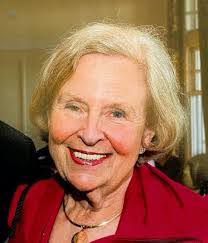 Peggy Newton's Instagram, Twitter & Facebook