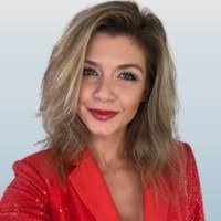 Leslie Hoffmann's Instagram, Twitter & Facebook