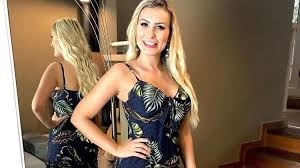 How tall and how much weigh andressa urach? Andressa Urach 5 Times When The Former Miss Bumbum Caused Controversy Ruetir