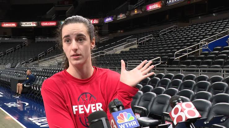 Fever's Caitlin Clark addresses media after Phoenix fallout