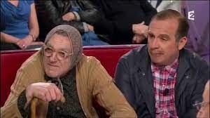 Pour mettre en lumi�re ce projet � texte, l'artiste d�voile et si, un premier extrait prenant la forme d'un hymne � la fraternit�. Les Bodin S Invites De Michel Drucker Youtube